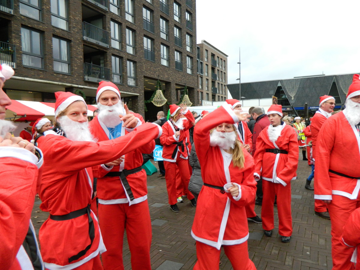 Vijfde Rotary Santa Run in Pijnacker op zondag 16 of 23 december 2018?